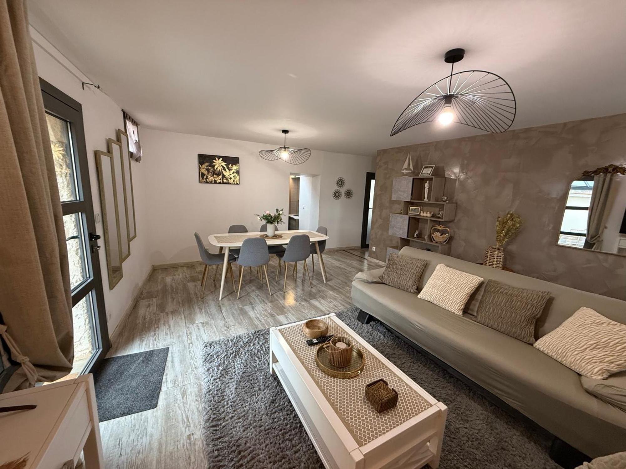 Au Calme, Confortable Avec Terrasse เลอปูแซง ภายนอก รูปภาพ